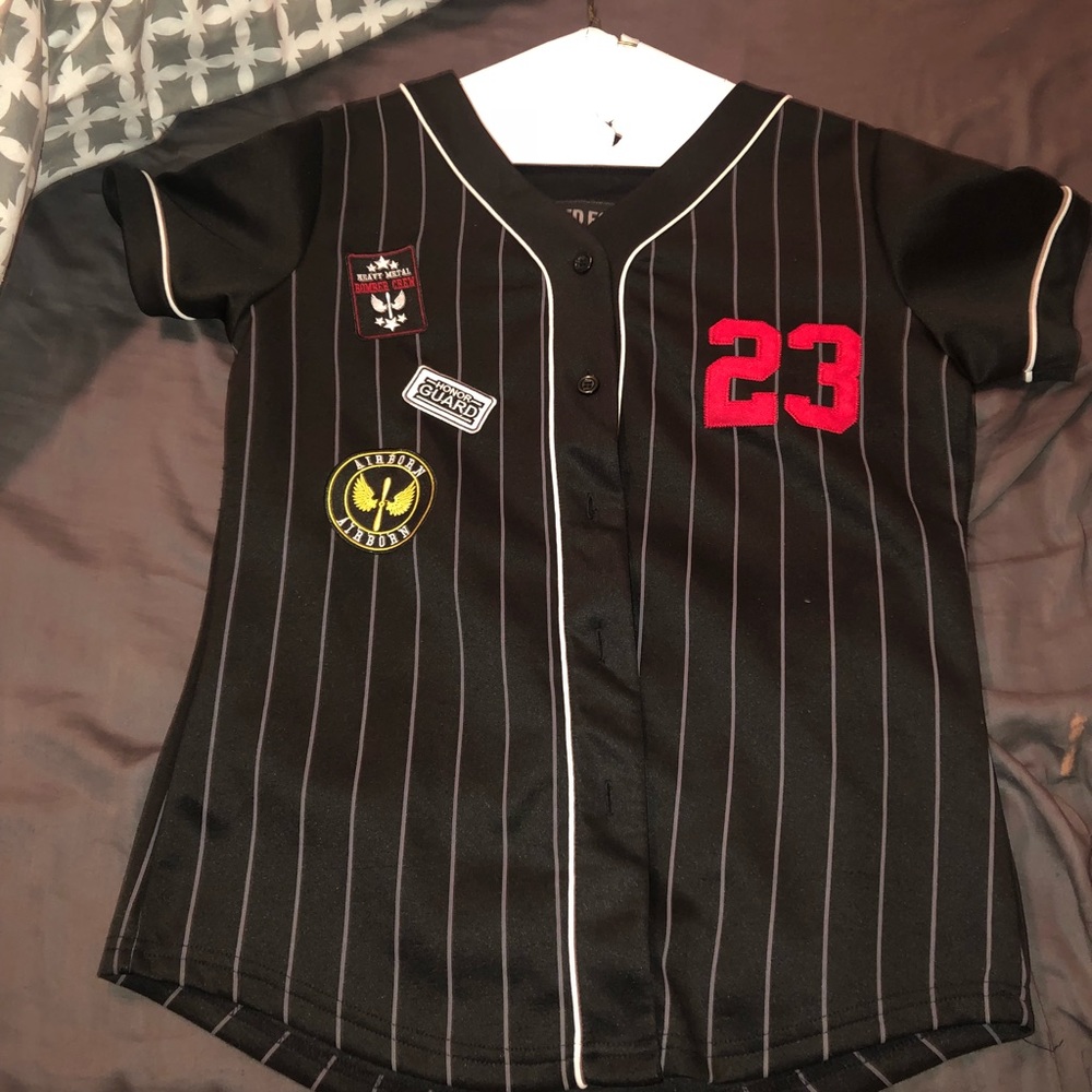 Women baseball jersey